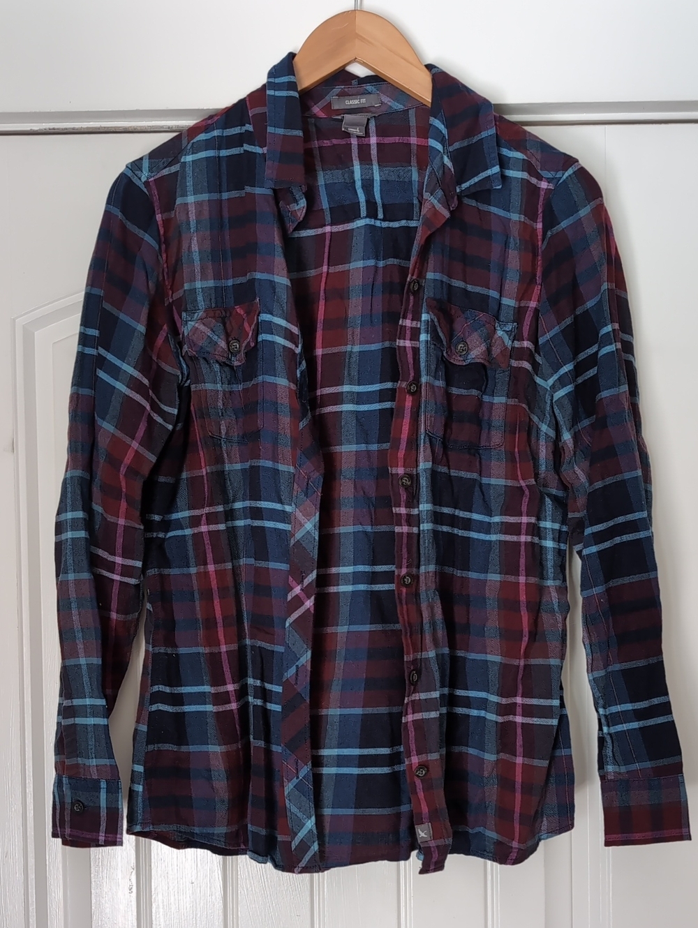 Eddie Bauer Casual Plaid Button-Up Shirt - Blue & Burgundy